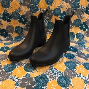 Bootie rain boots